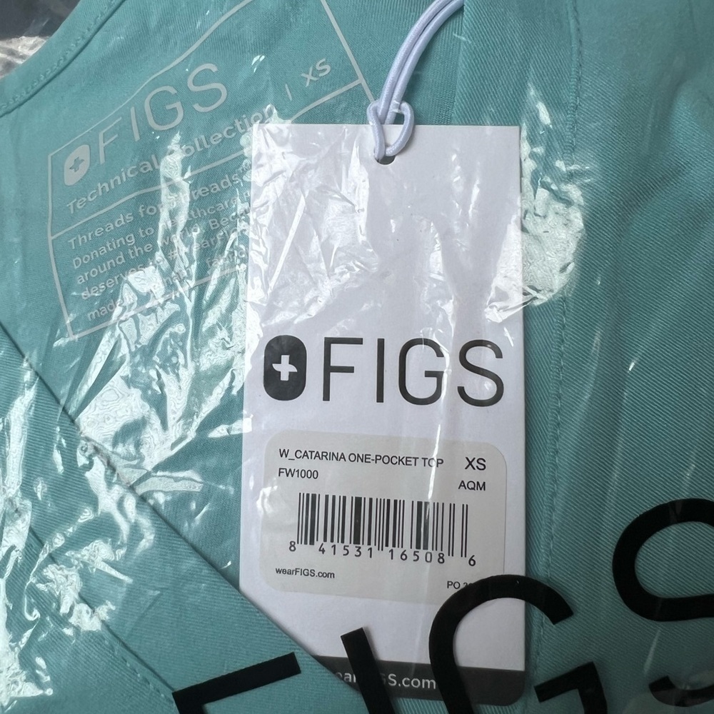 Figs Women's Aqua Top - Picture 3 of 4